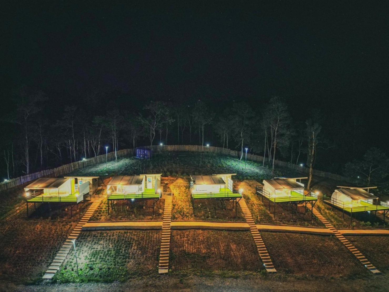 สวนไร่รุ่งอรุณ Suan Rai Rungarun Hotel Ban Na Pa Paek Kültér fotó